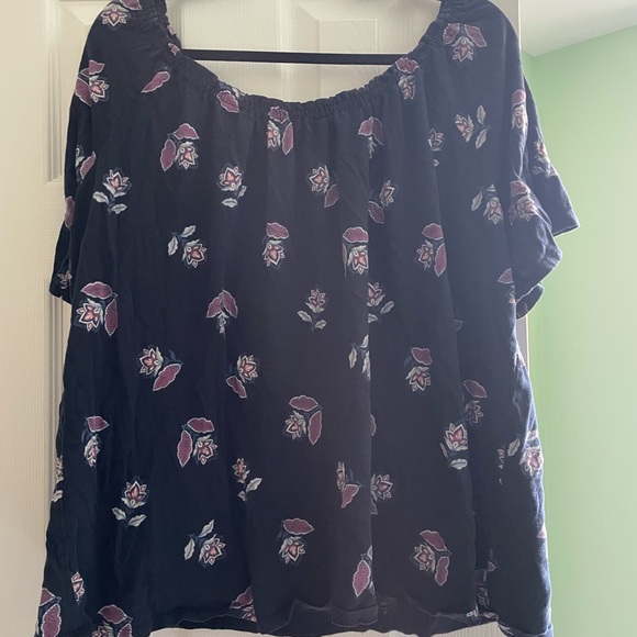 Off the shoulder loose fitting summer blouse - Picture 4 of 4